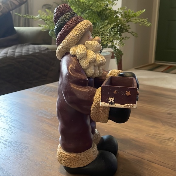 Christmas Holiday Santa Resin Statue Figure 12” - Picture 4 of 14